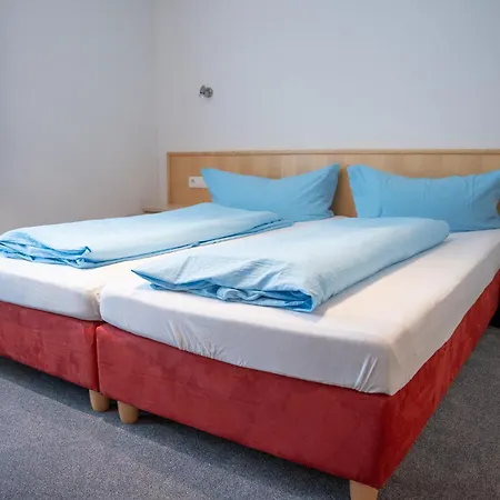 Haus Forellenhof ايشجل
