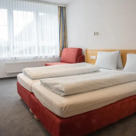 Haus Forellenhof منزل للإقامة ايشجل