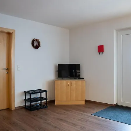 Haus Forellenhof * ايشجل